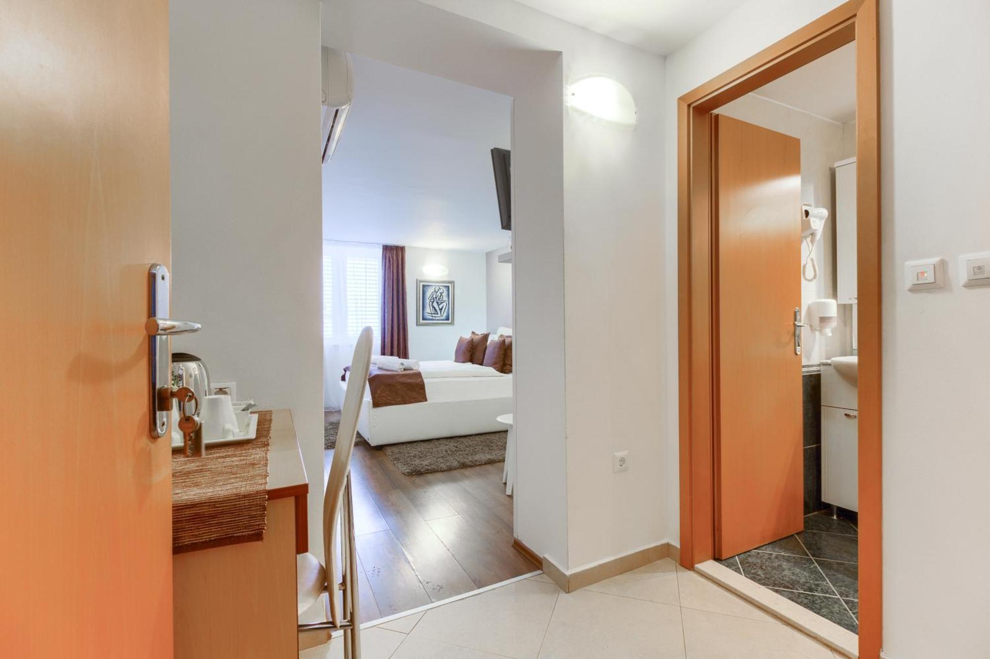 Pansion Martin Hotel Podstrana Kültér fotó